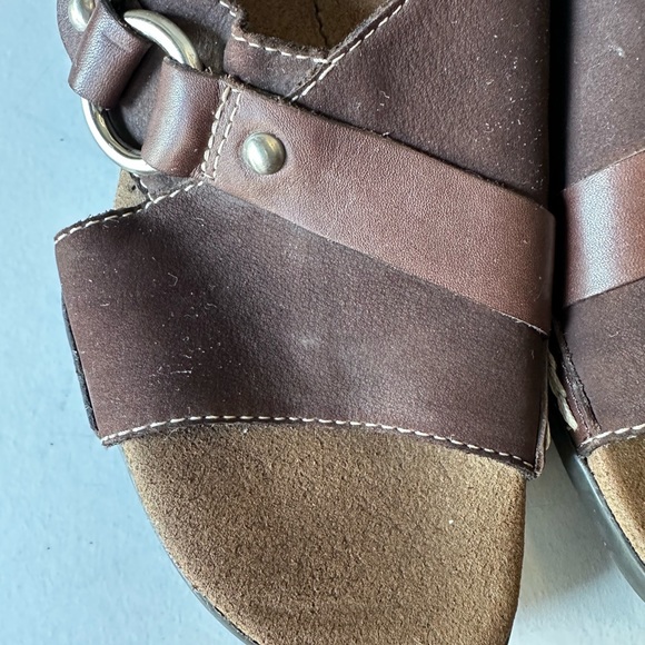 Naturalizer brown suede sandals, brown leather decorative strap, 7.5M, EUC - Picture 4 of 7